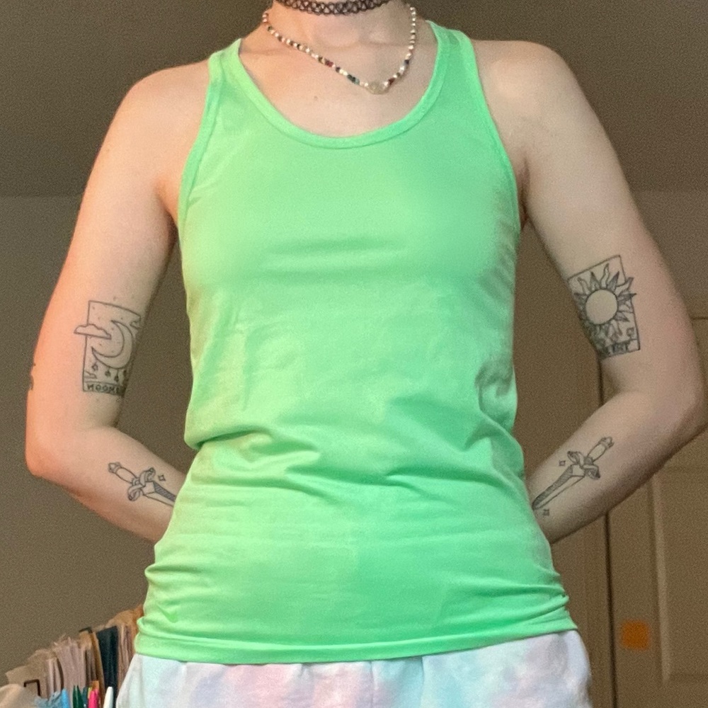 🦜 Nike DriFit Tanktop